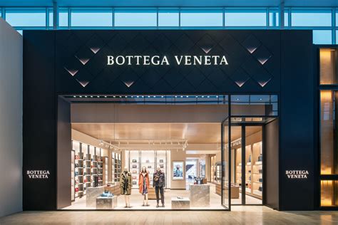 bottega veneta marketing strategy.